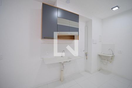 Cozinha e Área de Serviço de apartamento para alugar com 2 quartos, 33m² em Vila Silvia, São Paulo