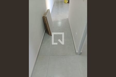 Corredor de apartamento para alugar com 2 quartos, 60m² em Jardim Palma Travassos, Ribeirão Preto