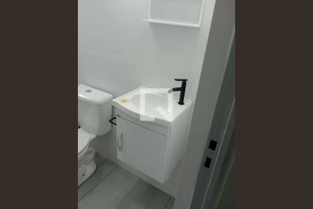 Banheiro de apartamento para alugar com 2 quartos, 60m² em Jardim Palma Travassos, Ribeirão Preto