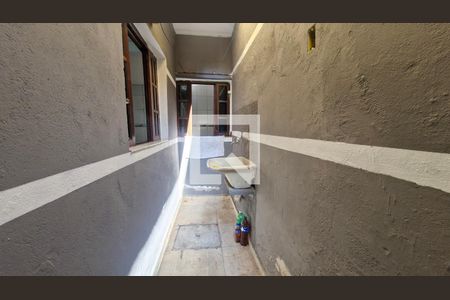 Casa para alugar com 1 quarto, 130m² em Jardim Tres Marias, São Paulo
