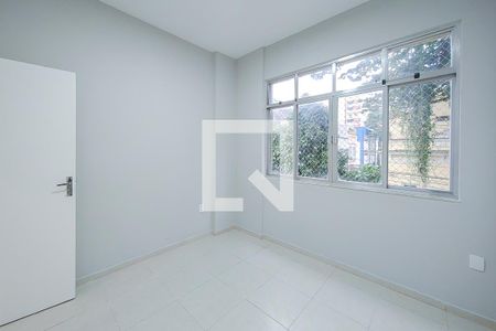 Quarto  de apartamento para alugar com 2 quartos, 68m² em Humaitá, Rio de Janeiro