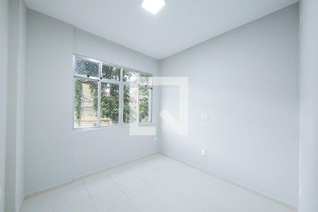 Quarto  de apartamento para alugar com 2 quartos, 68m² em Humaitá, Rio de Janeiro