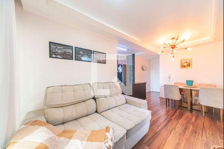 Sala de apartamento à venda com 2 quartos, 60m² em Vila Alzira, Santo André