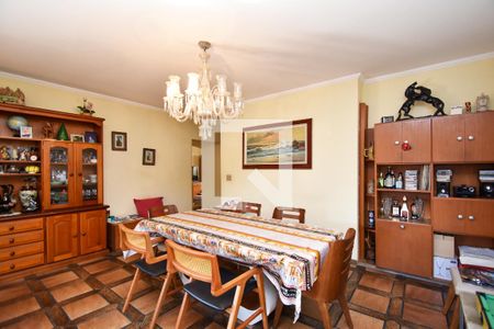 Casa à venda com 3 quartos, 450m² em Vila Madalena, São Paulo
