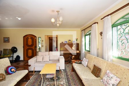 Casa à venda com 3 quartos, 450m² em Vila Madalena, São Paulo