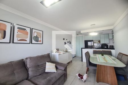 Sala de apartamento à venda com 3 quartos, 64m² em Vila Santa Clara, São Paulo
