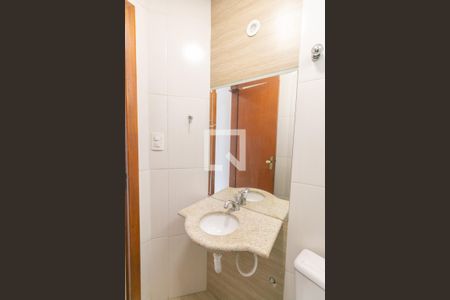 Casa à venda com 3 quartos, 418m² em Heliópolis, Belo Horizonte