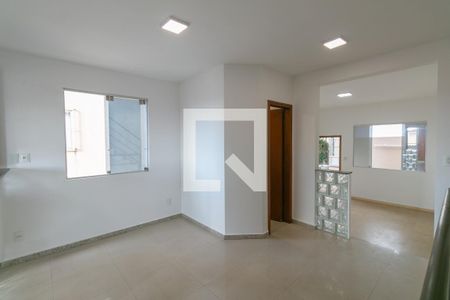 Casa à venda com 3 quartos, 418m² em Heliópolis, Belo Horizonte