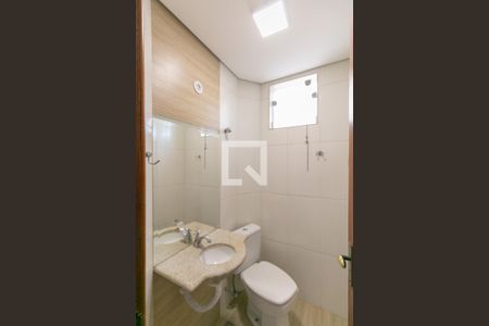 Casa à venda com 3 quartos, 418m² em Heliópolis, Belo Horizonte