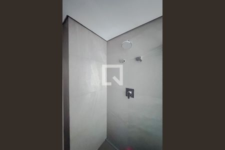 Banheiro de kitnet/studio para alugar com 1 quarto, 46m² em Jardim Analia Franco, São Paulo