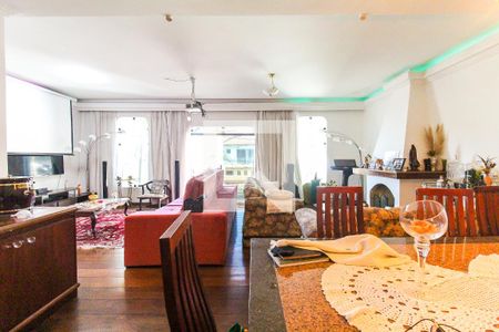 Sala de casa à venda com 3 quartos, 340m² em Jardim Nossa Senhora do Carmo, São Paulo