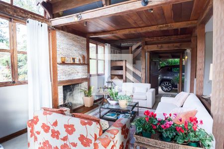 sala de casa de condomínio à venda com 4 quartos, 400m² em Vila D’el Rey, Nova Lima