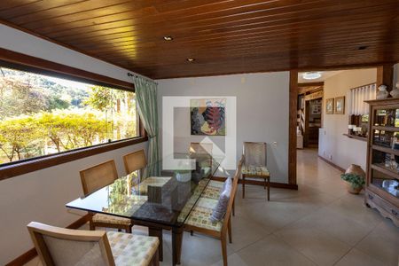 Sala de Jantar de casa de condomínio à venda com 4 quartos, 400m² em Vila D’el Rey, Nova Lima