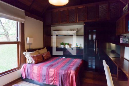 quarto 1 de casa de condomínio à venda com 4 quartos, 400m² em Vila D’el Rey, Nova Lima