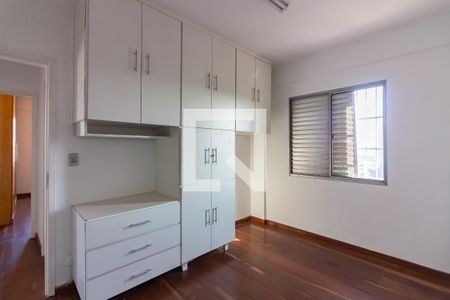 Quarto 2 de apartamento para alugar com 2 quartos, 68m² em Vila São José, Osasco