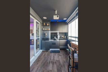 Varanda de apartamento à venda com 3 quartos, 110m² em Vila Brasilio Machado, São Paulo