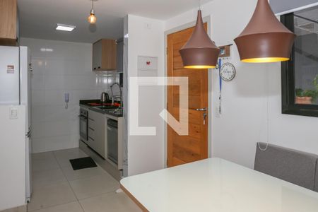 Sala e Cozinha de apartamento para alugar com 2 quartos, 36m² em Vila Romana, São Paulo