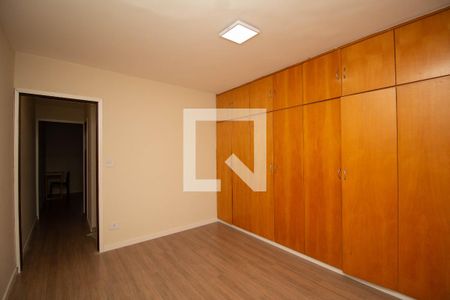 Quarto 1 de casa à venda com 2 quartos, 120m² em Vila Jaraguá, São Paulo