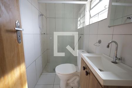 Banheiro de casa para alugar com 1 quarto, 50m² em Jardim Milena, Santo André