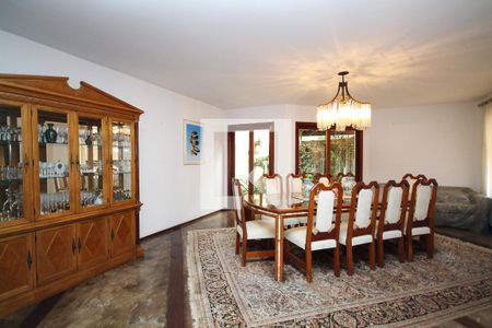 Sala 02 de casa para alugar com 5 quartos, 870m² em Vila Santo Antônio, Cotia