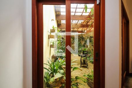 Jardim de Inverno Sala 02 de casa para alugar com 5 quartos, 870m² em Vila Santo Antônio, Cotia
