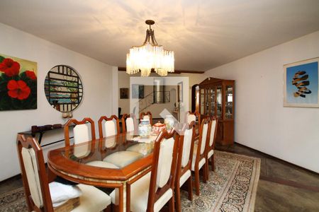 Sala 02 de casa para alugar com 5 quartos, 870m² em Vila Santo Antônio, Cotia