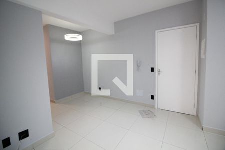 Sala/Cozinha de apartamento à venda com 2 quartos, 48m² em Padroeira, Osasco