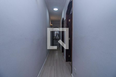 corredor para os cômodos_2 de casa para alugar com 3 quartos, 200m² em Jardim Previdencia, São Paulo