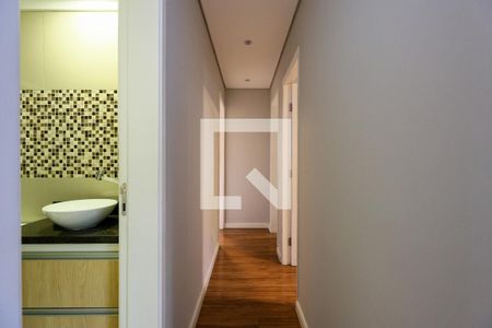 Corredor de apartamento para alugar com 3 quartos, 67m² em Vila Andrade, São Paulo