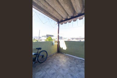 Varanda de casa para alugar com 2 quartos, 100m² em Bento Ribeiro, Rio de Janeiro