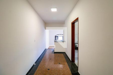 Casa à venda com 4 quartos, 269m² em Jardim Pirajussara, São Paulo