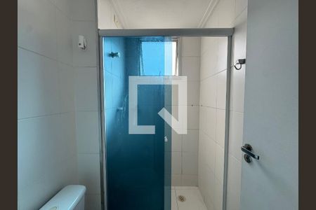 Banheiro da Suíte de apartamento para alugar com 3 quartos, 73m² em Jaguaribe, Osasco