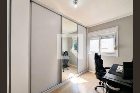 Apartamento à venda com 2 quartos, 57m² em Industrial, Novo Hamburgo