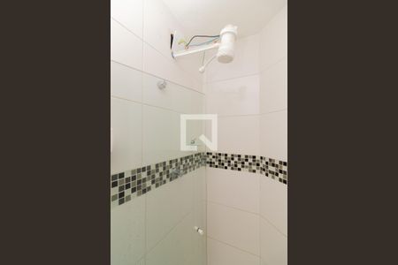 Banheiro de apartamento para alugar com 1 quarto, 45m² em Padre Miguel, Rio de Janeiro