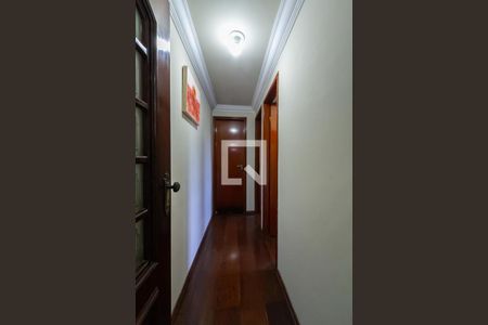 Corredor de apartamento à venda com 2 quartos, 56m² em Santa Terezinha, São Bernardo do Campo