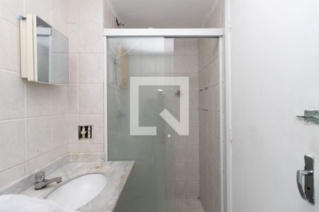Banheiro de apartamento para alugar com 2 quartos, 57m² em Vila Maria, São Paulo