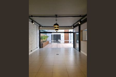 Casa à venda com 3 quartos, 392m² em Sumaré, São Paulo