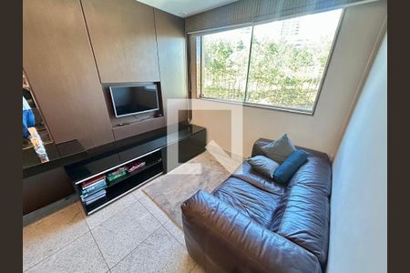 Apartamento para alugar com 2 quartos, 60m² em Belvedere, Belo Horizonte
