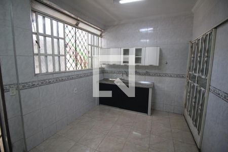 Cozinha de casa para alugar com 2 quartos, 280m² em Milionários, Belo Horizonte