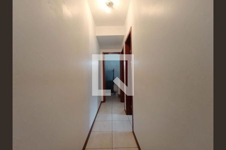 Corredor de apartamento para alugar com 2 quartos, 48m² em Carianos, Florianópolis