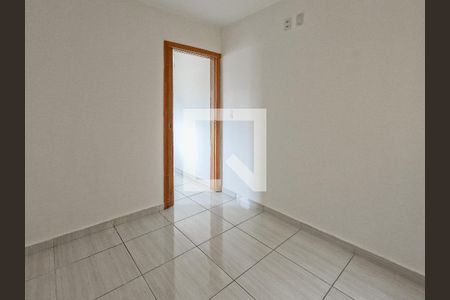 Casa para alugar com 4 quartos, 130m² em Jardim Santo Elias, São Paulo