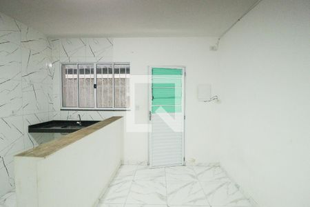 Sala/Cozinha/Área de Serviço de casa para alugar com 1 quarto, 32m² em Vila Roque, São Paulo