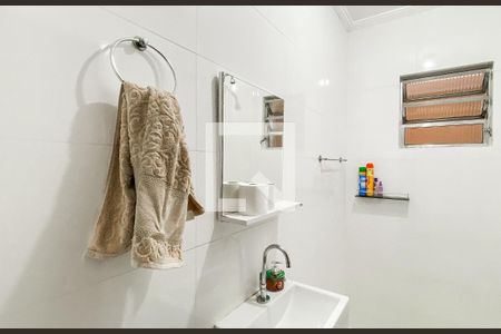 Lavabo  de casa à venda com 3 quartos, 225m² em Itaquera, São Paulo
