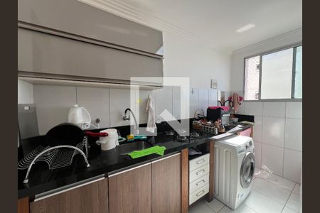 Cozinha de apartamento à venda com 2 quartos, 55m² em Castelo, Belo Horizonte