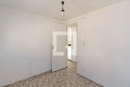 Quarto 1 de apartamento para alugar com 2 quartos, 42m² em Guaianases, São Paulo