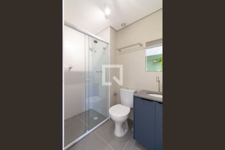 Banheiro de kitnet/studio para alugar com 1 quarto, 26m² em Vila Sonia, São Paulo
