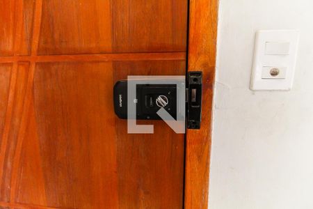 Sala - Fechadura de apartamento para alugar com 2 quartos, 53m² em Jardim Robru, São Paulo