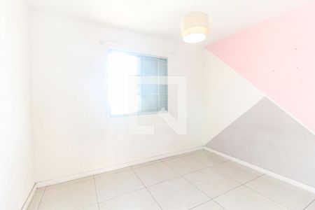 Quarto 1 de apartamento para alugar com 2 quartos, 53m² em Jardim Robru, São Paulo
