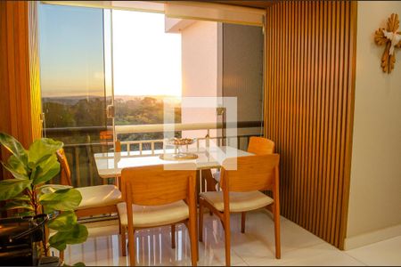 Sala de Jantar de apartamento à venda com 2 quartos, 64m² em Setor Goiânia 2, Goiânia