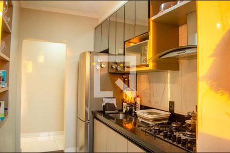 Cozinha de apartamento à venda com 2 quartos, 64m² em Setor Goiânia 2, Goiânia